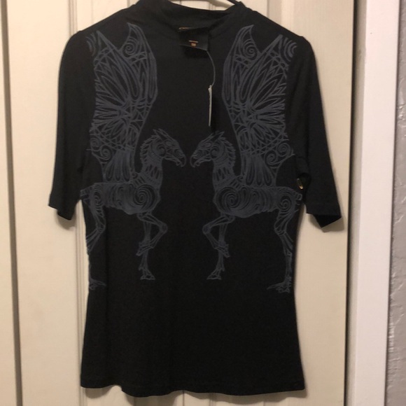 Hot Topic Tops - NWT Hypogriff shirt